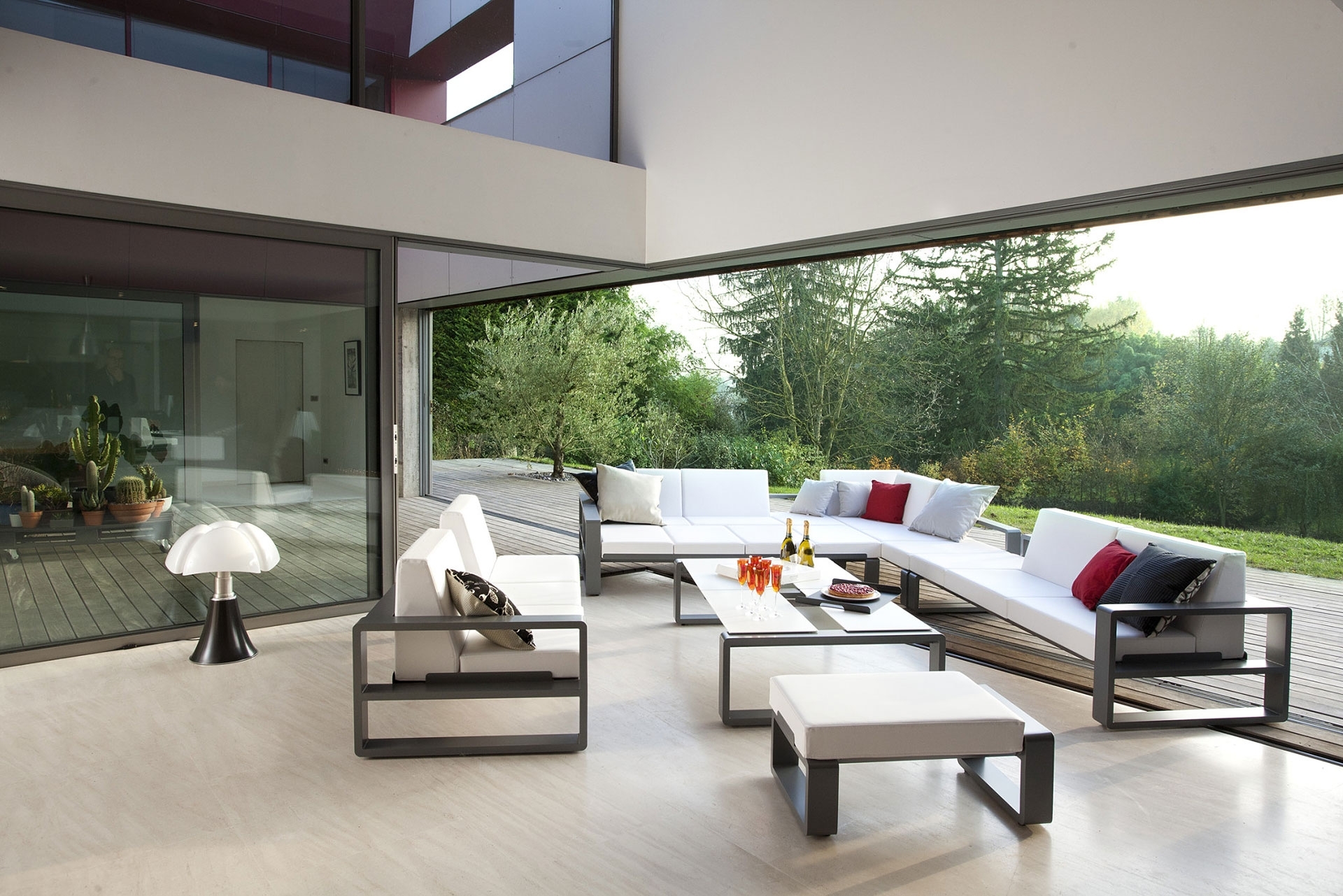 contemporary outdoor furniture  44