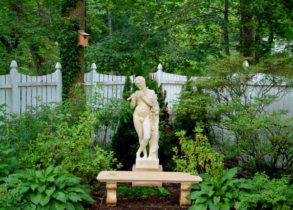garden sculpture designs  46