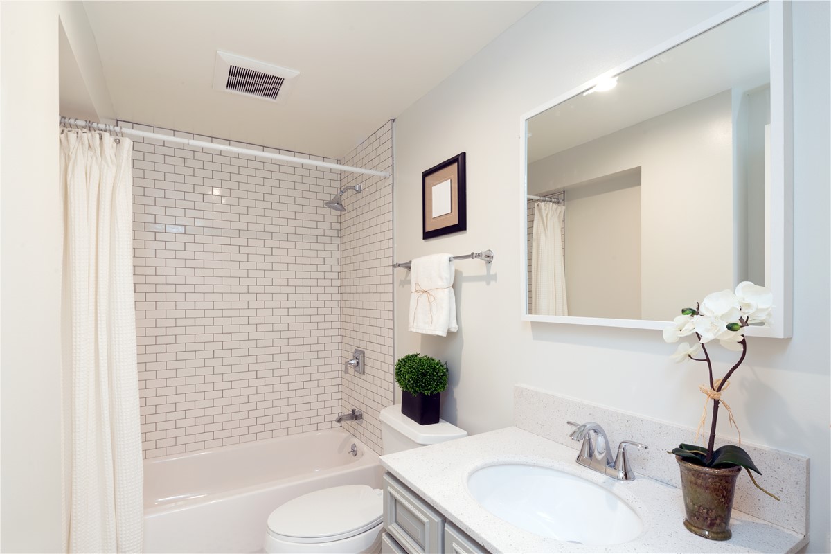 Bathroom Remodeling 1