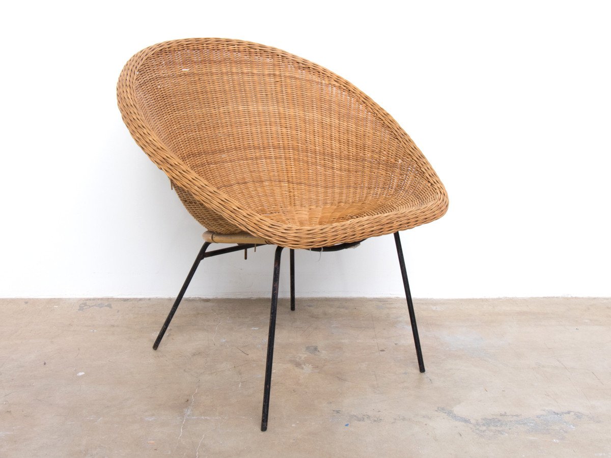 wicker chairs  50