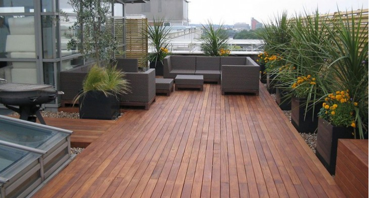 wooden deck  36